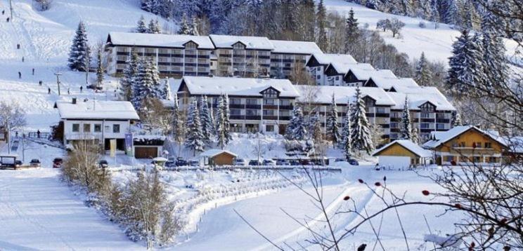 Ferienwohnung Allgaeuglueck Im Ferienpark Oberallgaeu Mit Hallenbad, Sauna, Wlan Мисен-Вилхамс Екстериор снимка