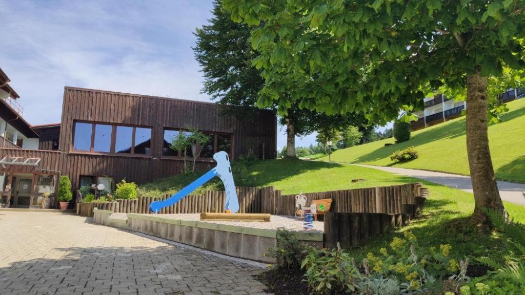 Ferienwohnung Allgaeuglueck Im Ferienpark Oberallgaeu Mit Hallenbad, Sauna, Wlan Мисен-Вилхамс Екстериор снимка